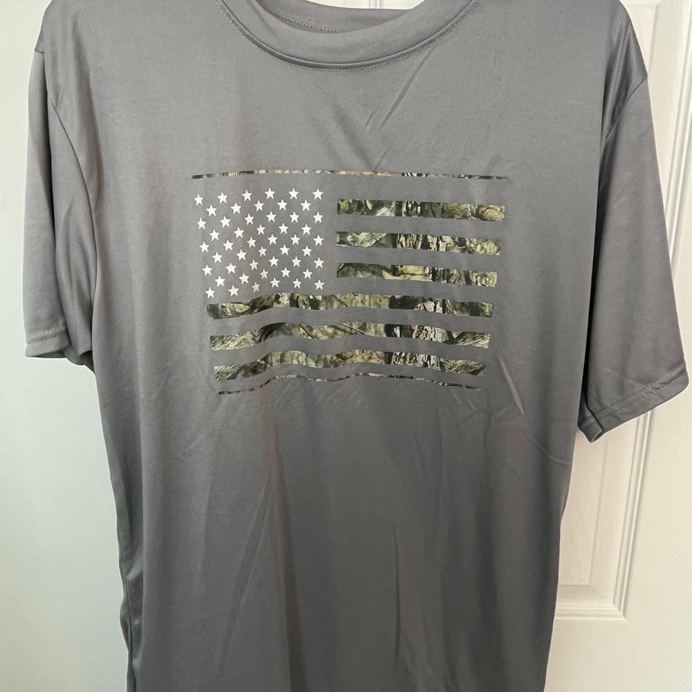 Gray Graphic Men's T-Shirt Mossy oak large American flag